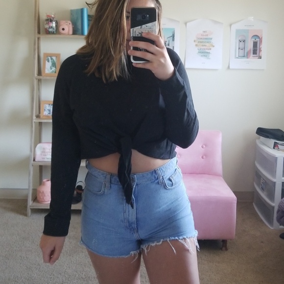 Womens top - Picture 3 of 5